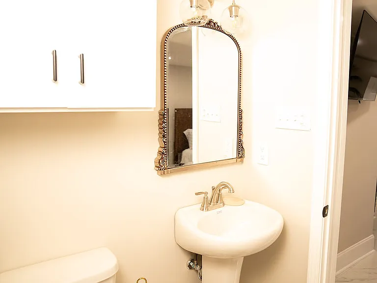 2721 Iberville St #1 — Photo 23