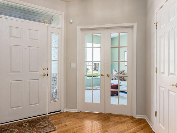 4th image of 6031 Coventry Bend Dr