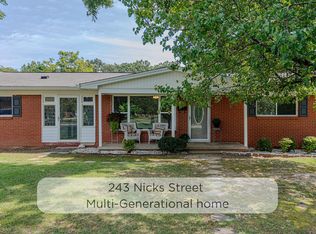 243 Nicks St, Graham, NC 27253