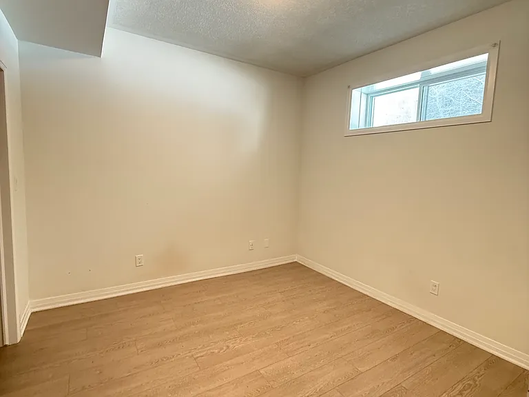 25 Isherwood Ave #45 — Photo 11