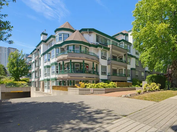 1575 Best St #104, White Rock, BC V4B 5K1