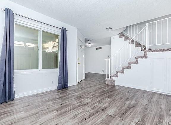 3rd image of 1650 S Campus Ave APT 88