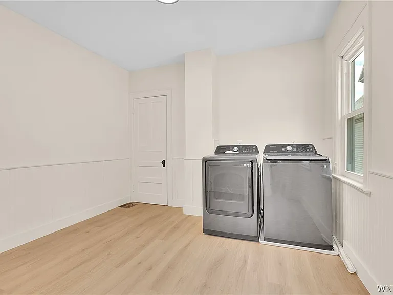 2206 Main St #2 — Photo 32