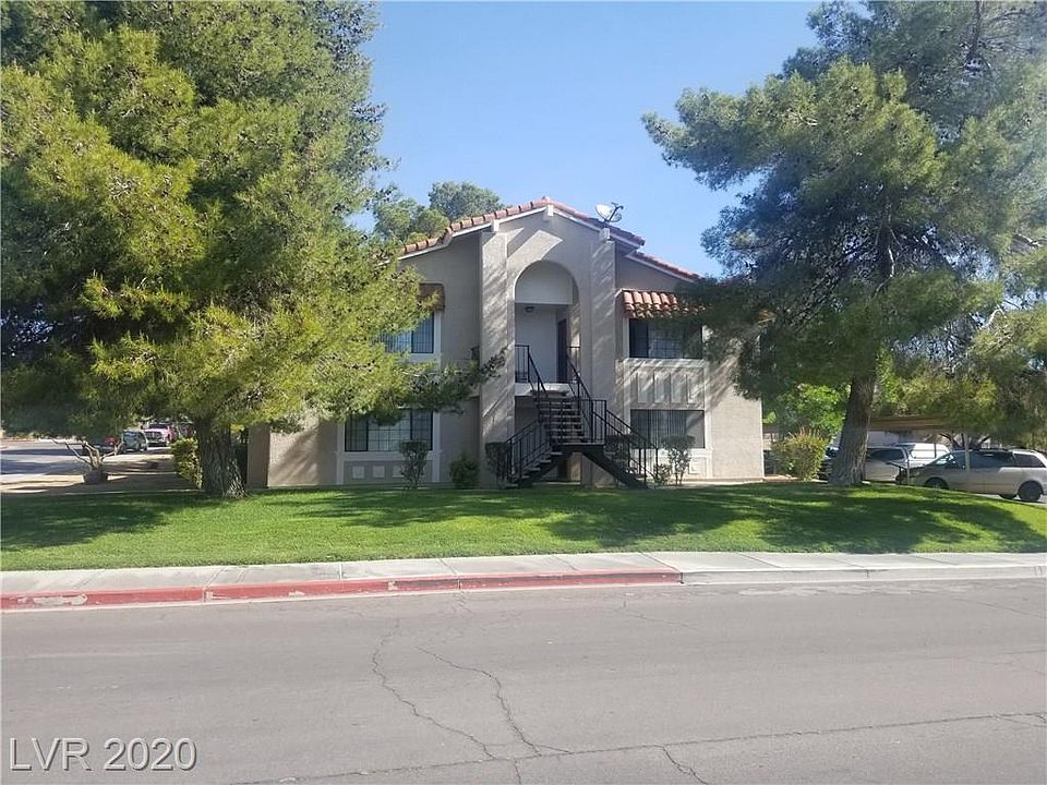2nd image of 1315 Darlene Way APT D