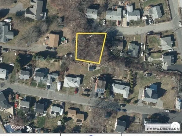 10 Hudson Rd, Gloucester, MA 01930