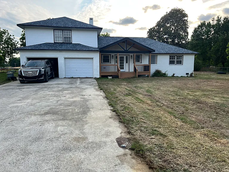 3420 Old Stage Rd S — Photo 1
