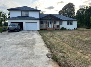 3420 Old Stage Rd S, Erwin, NC 28339