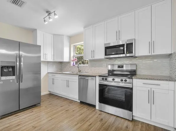 2036 Ware Drive, West Palm Beach, FL 33409