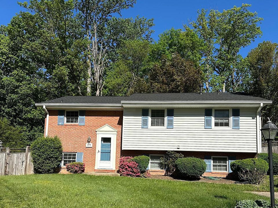 1st image of 2896 Chalet Ct