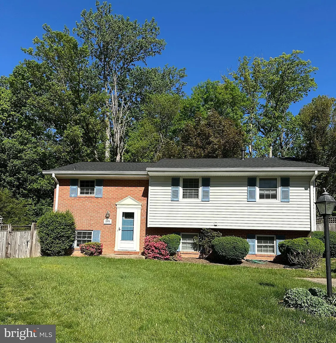 2896 Chalet Ct photo 1