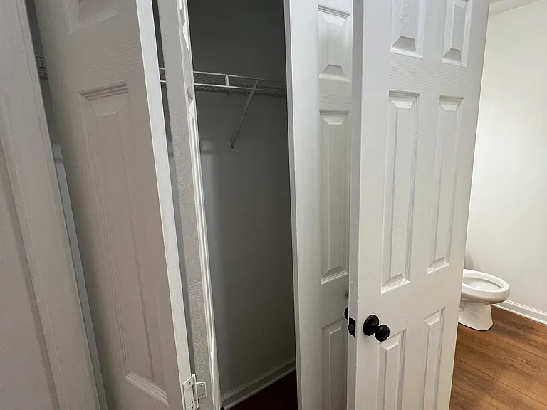 114 Webbs Mill Dr — Photo 5