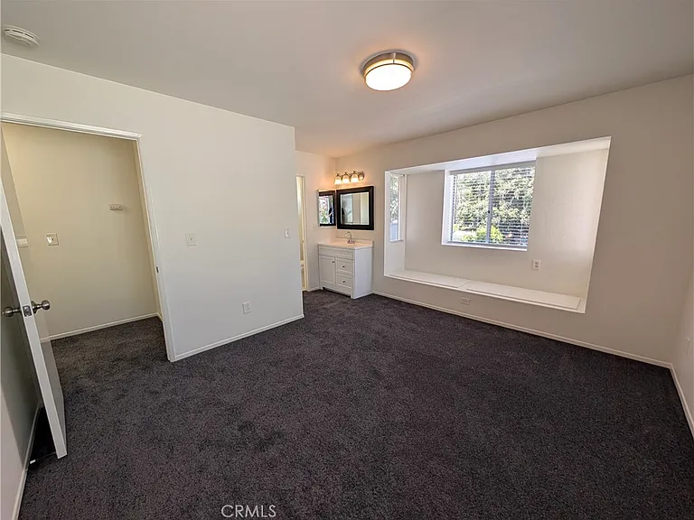 529 E Colorado Blvd #D — Photo 37