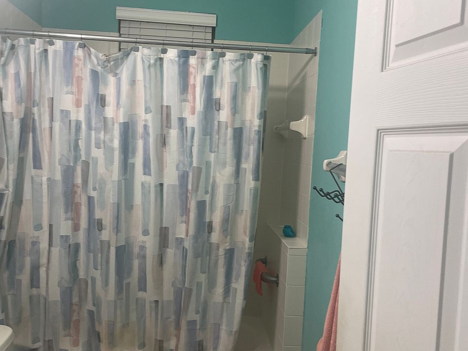 2nd image of 1584 Whitefriar Dr