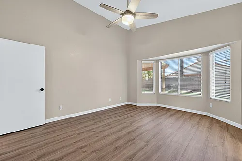 1151 W Chicago St Photo 1