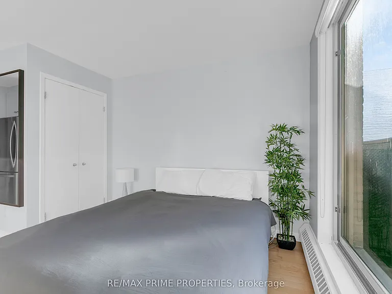 202 Saint Patrick St #10 — Photo 14