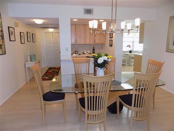 5th image of 821 Cypress Blvd APT 509
