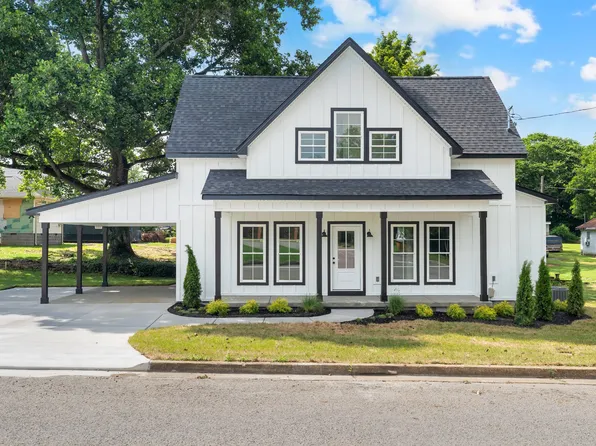 220 Walnut St, Shelbyville, TN 37160