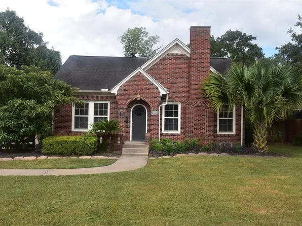 3205 Avenue K, Bay City, TX 77414