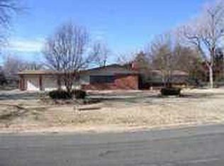 3909 N Lakeview Rd, Hutchinson, KS 67502