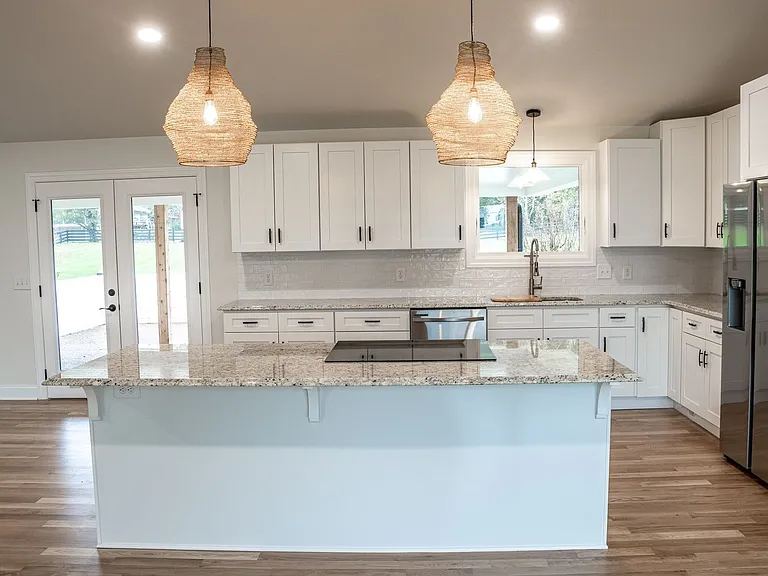 4014 Old Hillsboro Rd — Photo 24