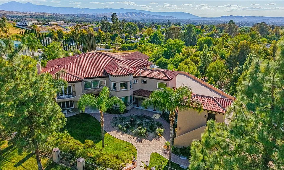 7231 Brandon Ct