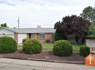 1607 E 31st St, Farmington, NM 87401