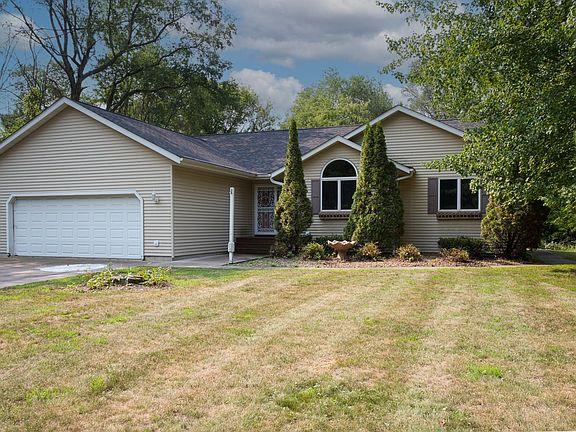2nd image of W7949 185th Ave