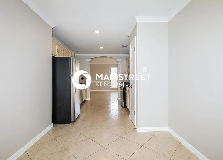 16811 Creek Trl — Photo 5