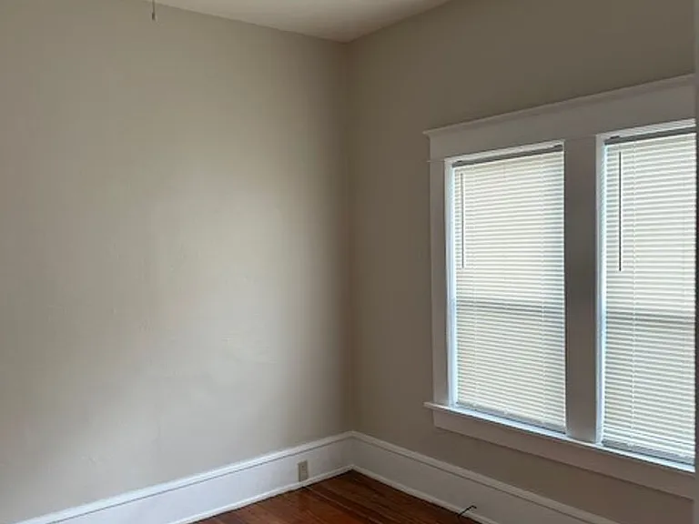 514 New York Ave — Photo 8