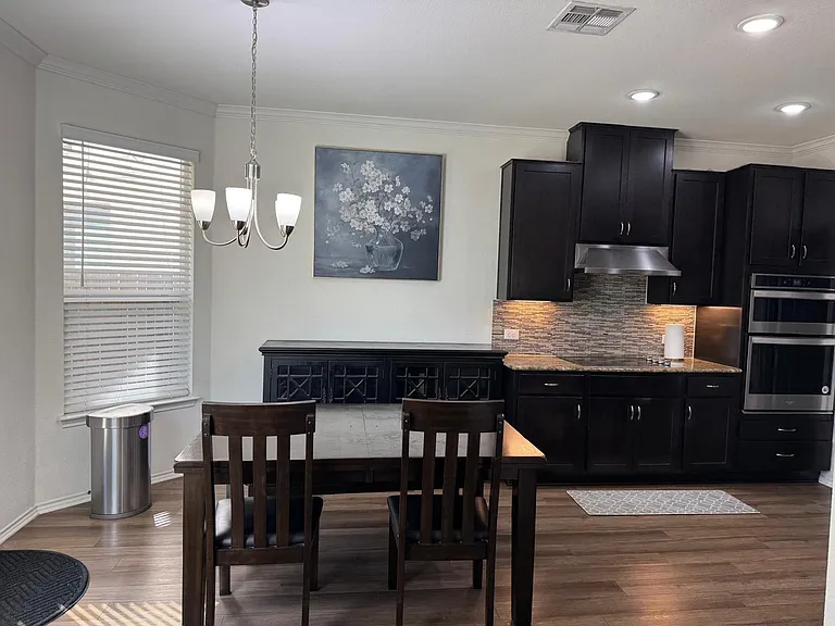 505 Weizenbock Ln — Photo 15