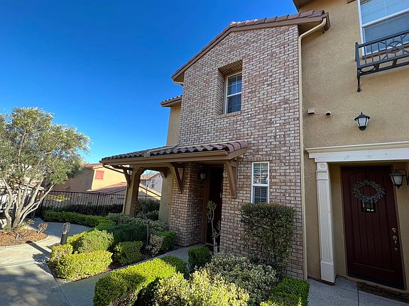 4th image of 28482 Herrera St