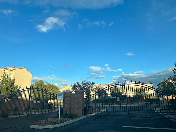 2nd image of 9024 Misty Leaf Ave