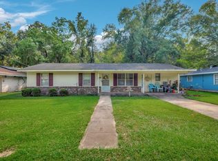 220 Lenwood Dr, Nacogdoches, TX 75964