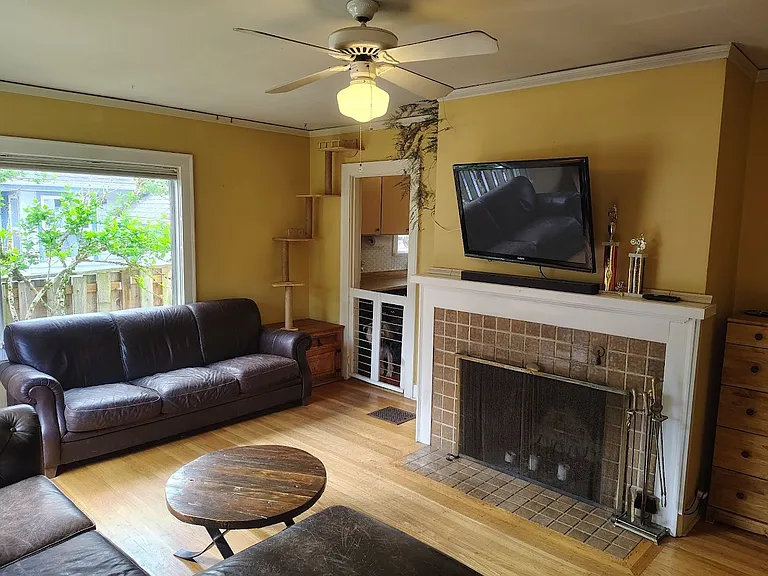 4135 NE 63rd Ave — Photo 4