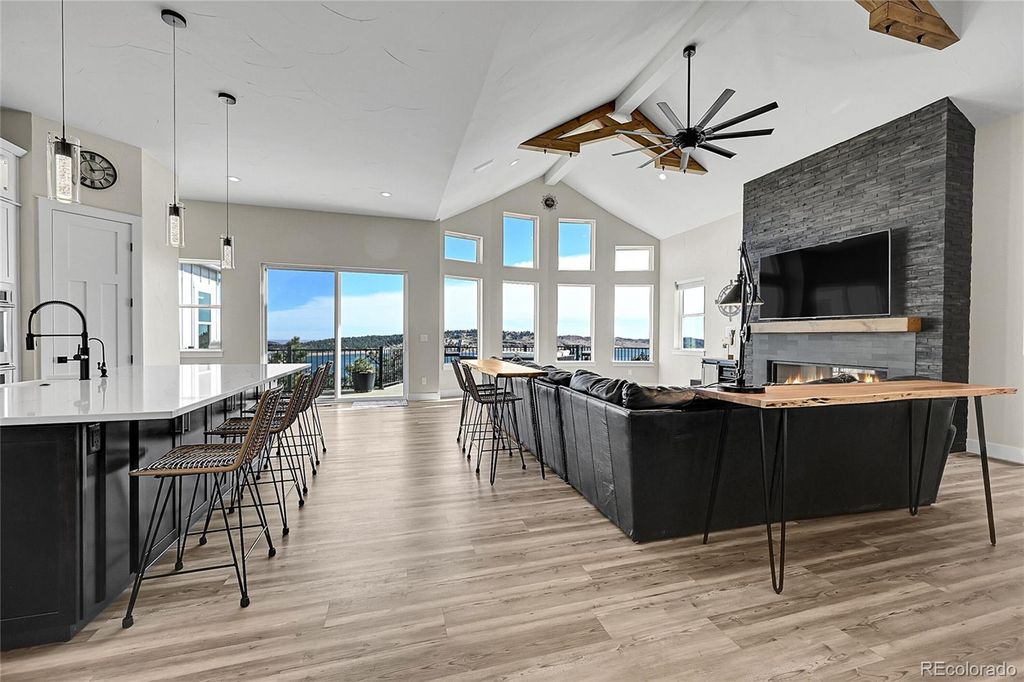 4163 Rainbow View Lane