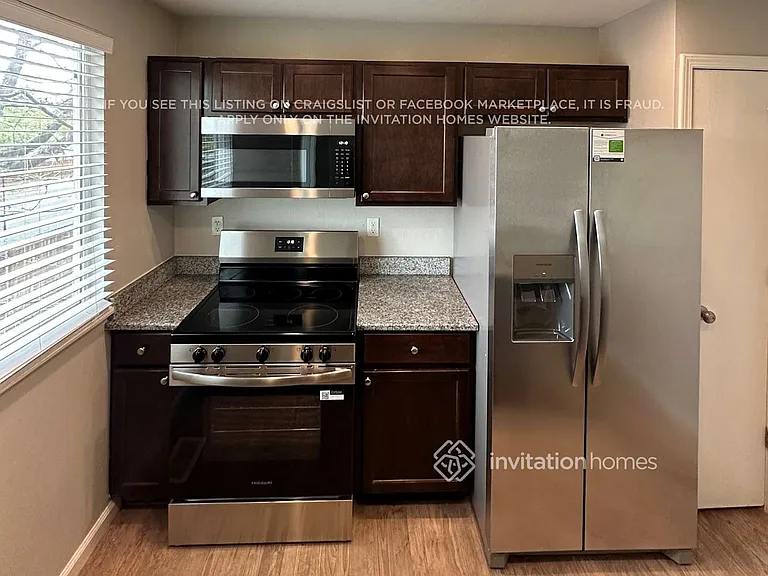 19322 E Purdue Cir — Photo 11