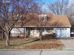 1204 Brookwood Dr, Iowa City, IA