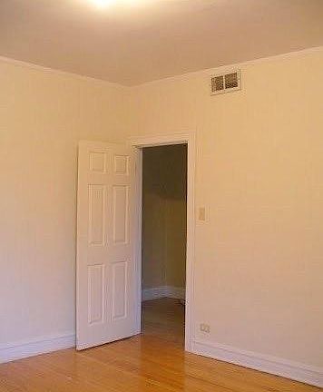 2nd image of 3510 W Dickens Ave #1