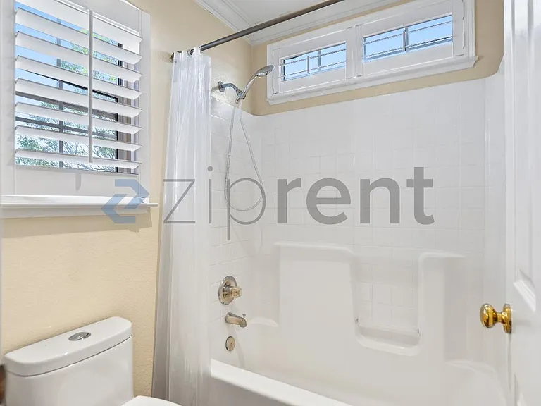 1366 Jayhawk Ln — Photo 31