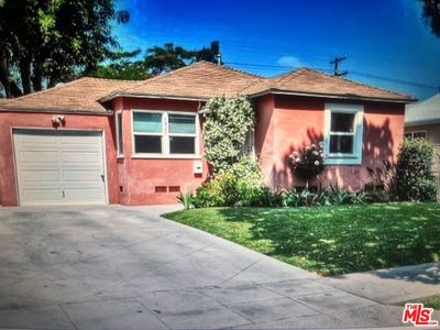 (Undisclosed Address), Van Nuys, CA, 91405