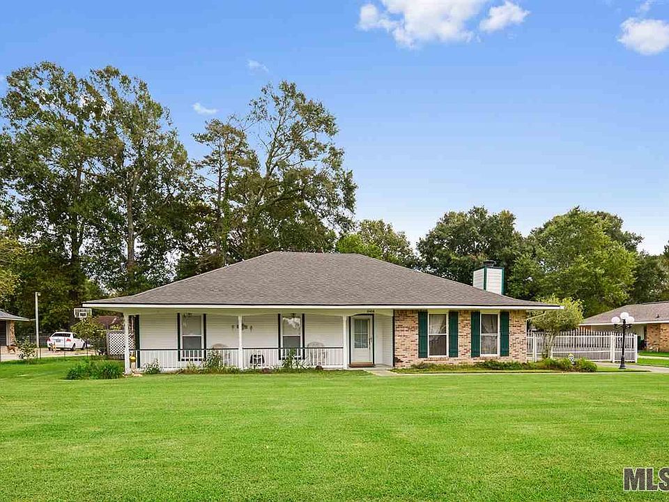 1st image of 6414 Lindseyneal Dr