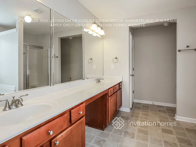 5620 Crestwick Way — Photo 14