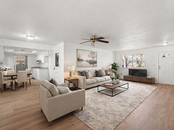 5th image of 106 Henry Little Cir