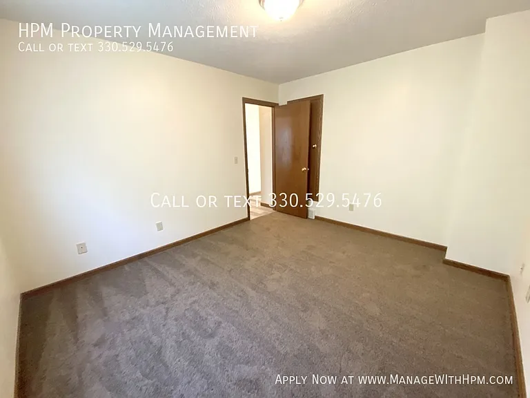 2509 Zircon St NE — Photo 29