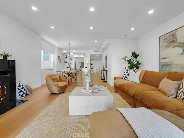 1871 Greenfield Ave APT 102, Los Angeles, CA 90025