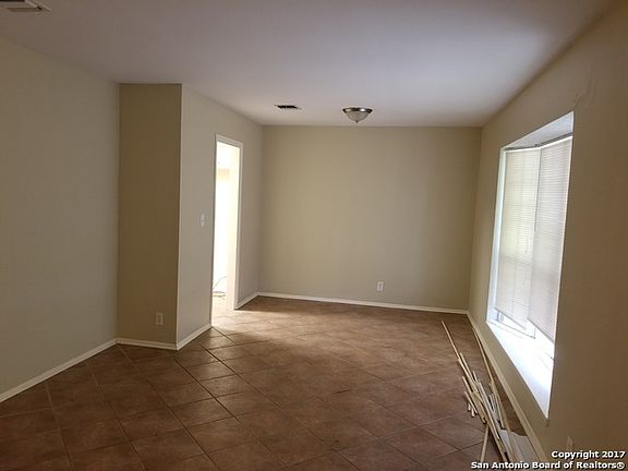 4th image of 8322 Ballantrae