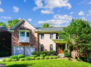 6320 Halsey Rd, Mc Lean, VA 22101