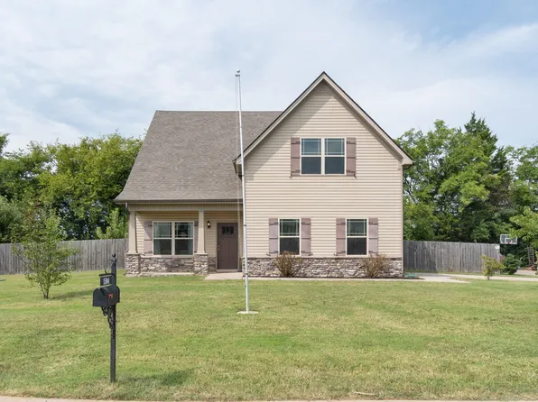 1504 Halverson Dr, Murfreesboro, TN 37128