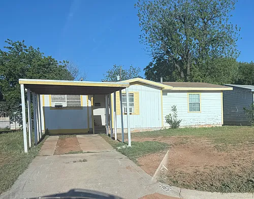 1465 N Mockingbird Ln Photo 1