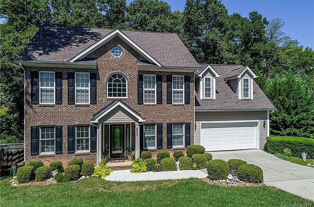 1st image of 835 Savannah Place Dr
